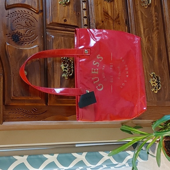 NWT Guess Red & Gold Tote Bag - Picture 1 of 13